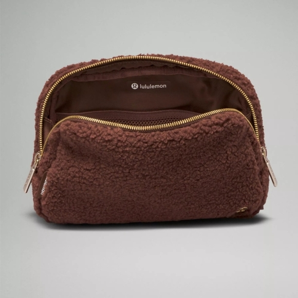 BNWT Sealed Package Lululemon Everywhere Belt Bag Large 2L Sherpa Brown Earth - Picture 3 of 15